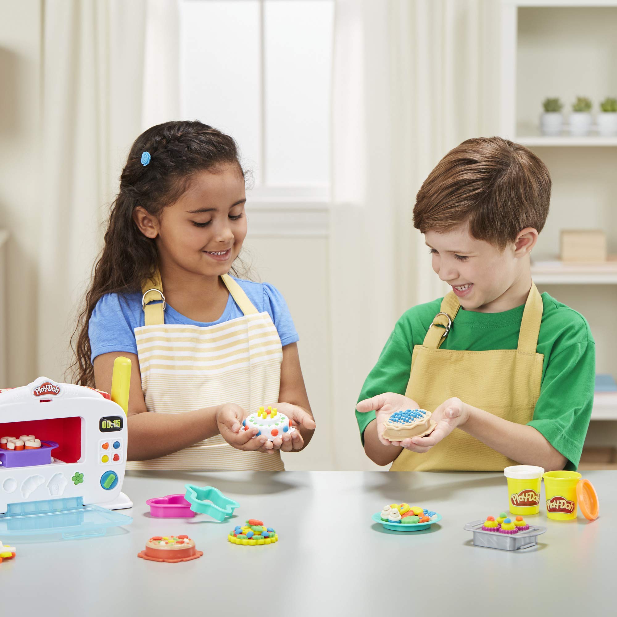 Play-Doh Kitchen Creations Magical Oven Playset - Lights & Sounds for Kids 3+ 6