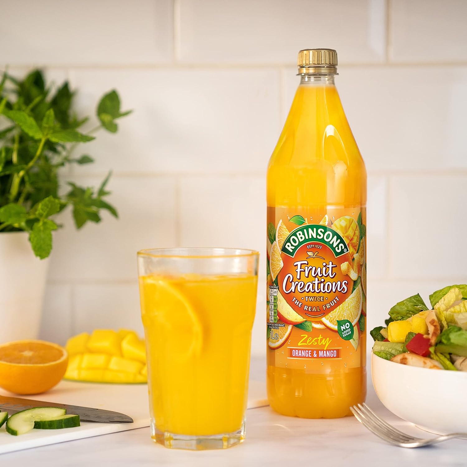 Robinsons Fruit Creations Zesty Orange & Mango Juice Drink, 1000ml 5
