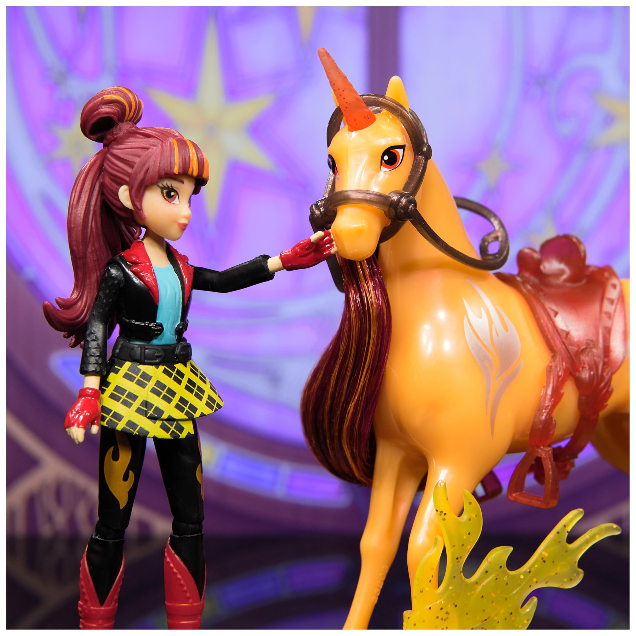Unicorn Academy Valentina & Cinder Power of Friendship Playset | 4.5" Doll, 5" Unicorn, Translucent Accessories | Ages 4+ 5