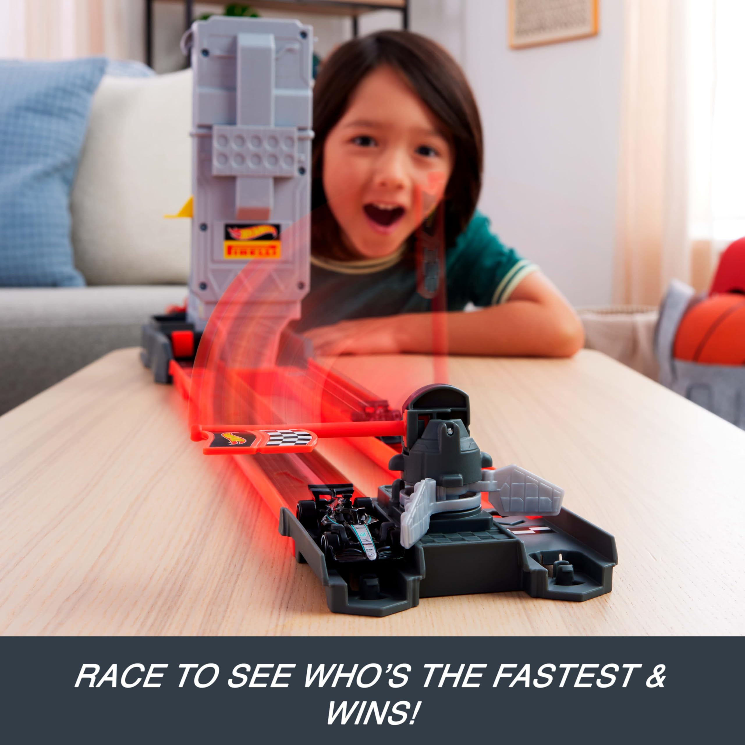 Hot Wheels Racing Formula 1 Grid Start Track Set | 1:64 Scale Die-Cast Cars | Multicolor
