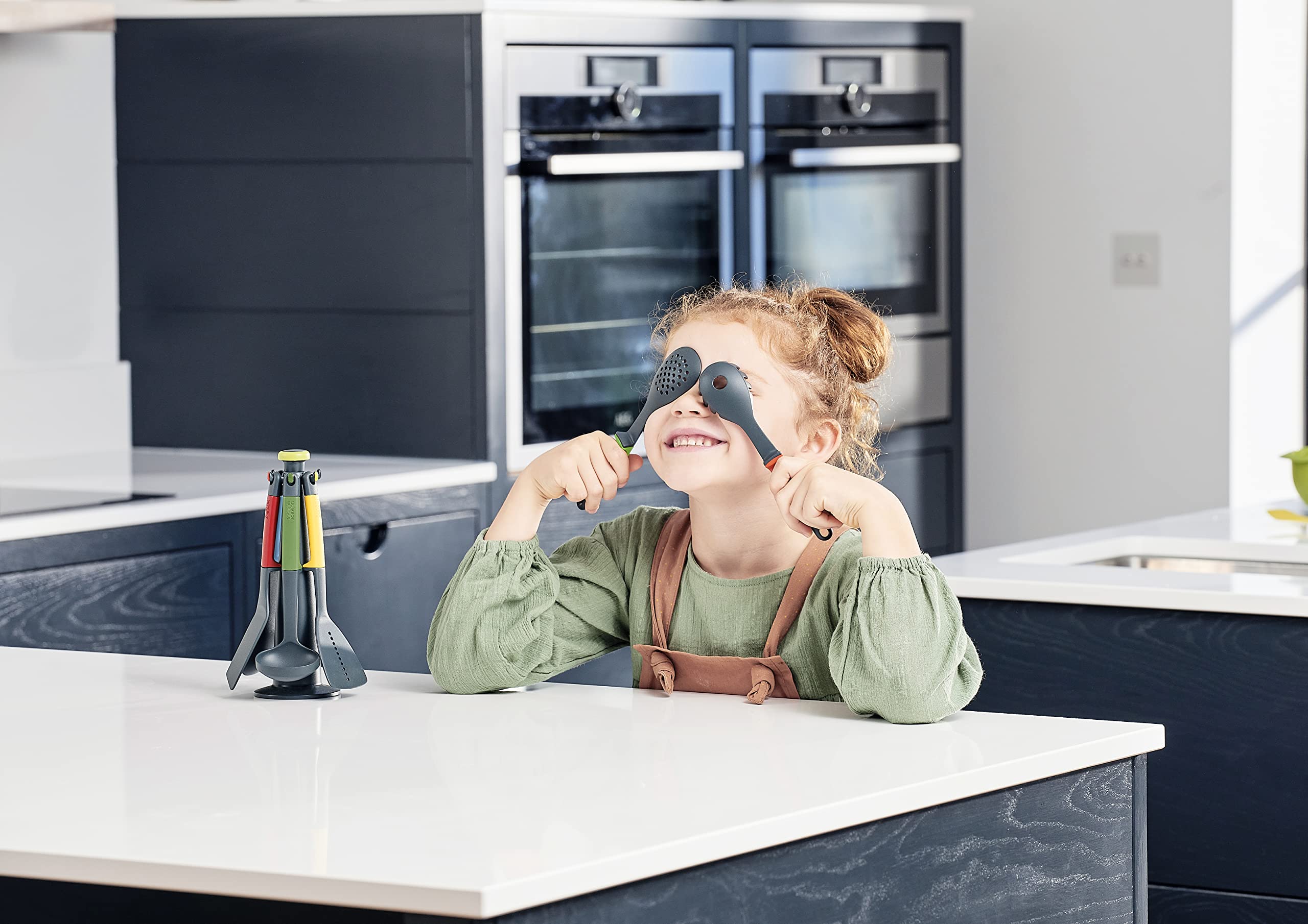 Casdon Joseph Joseph Elevate Colourful Kitchen Utensil Set for Children Aged 3+ 3