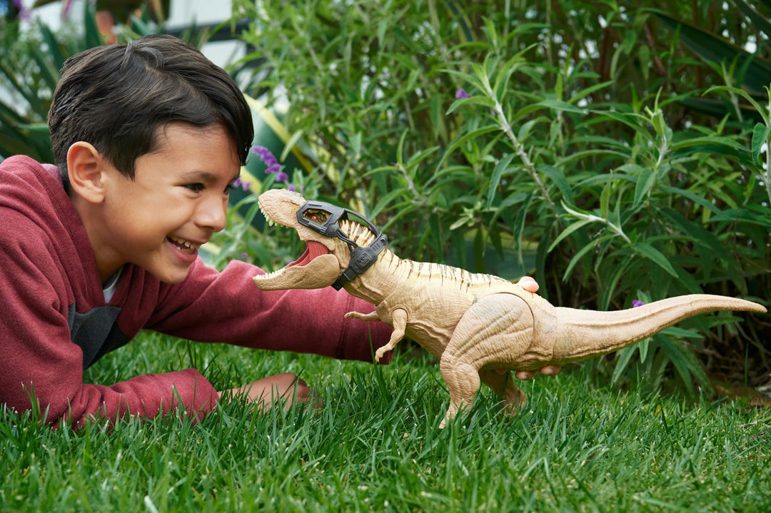 Jurassic World Hunt 'n Chomp Tyrannosaurus Rex Action Figure with Sound & AR Features