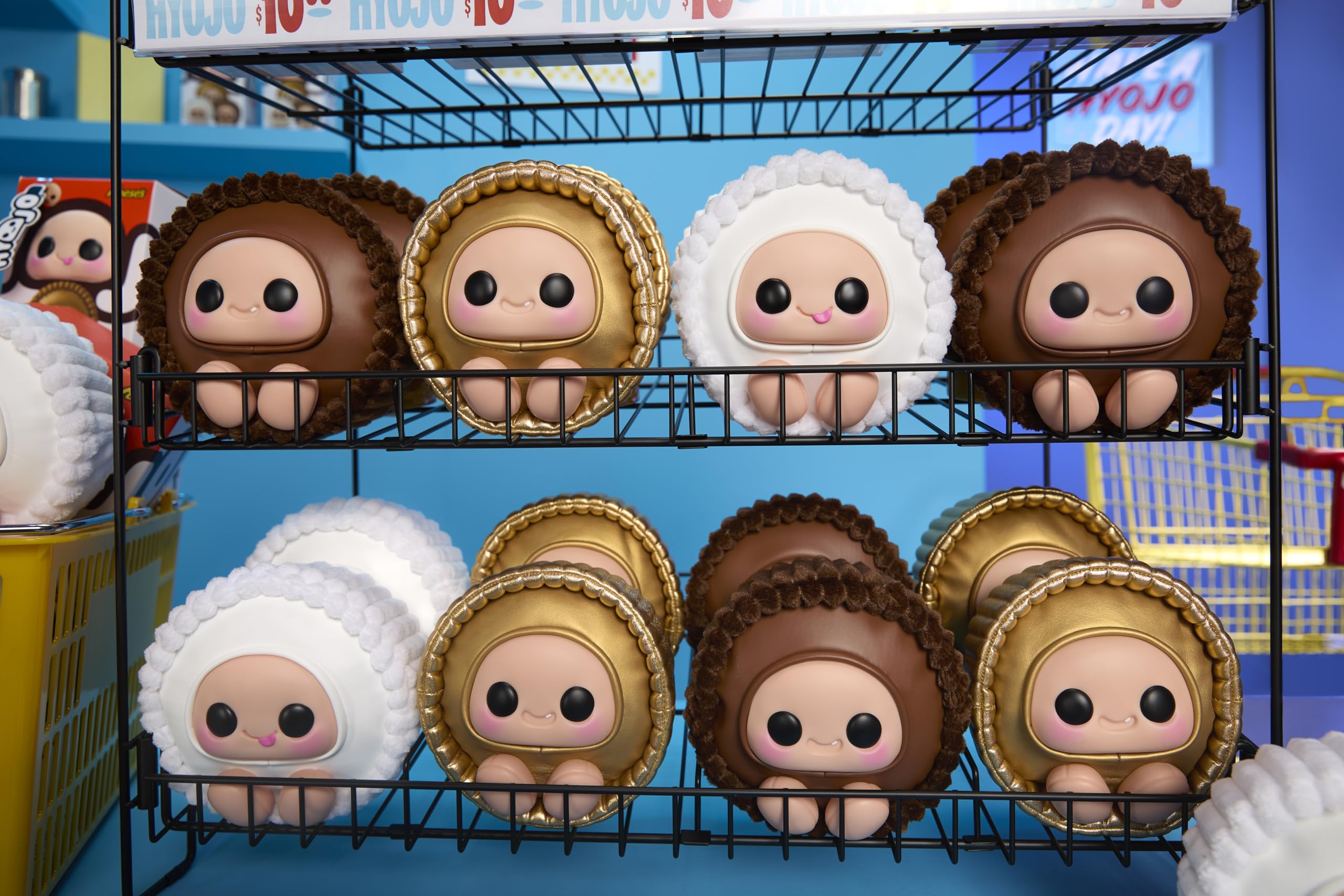 Hyojo Reese's Peanut Butter Cups Series Soft Collectable Doll | Unisex Children | Ages 8+ 3