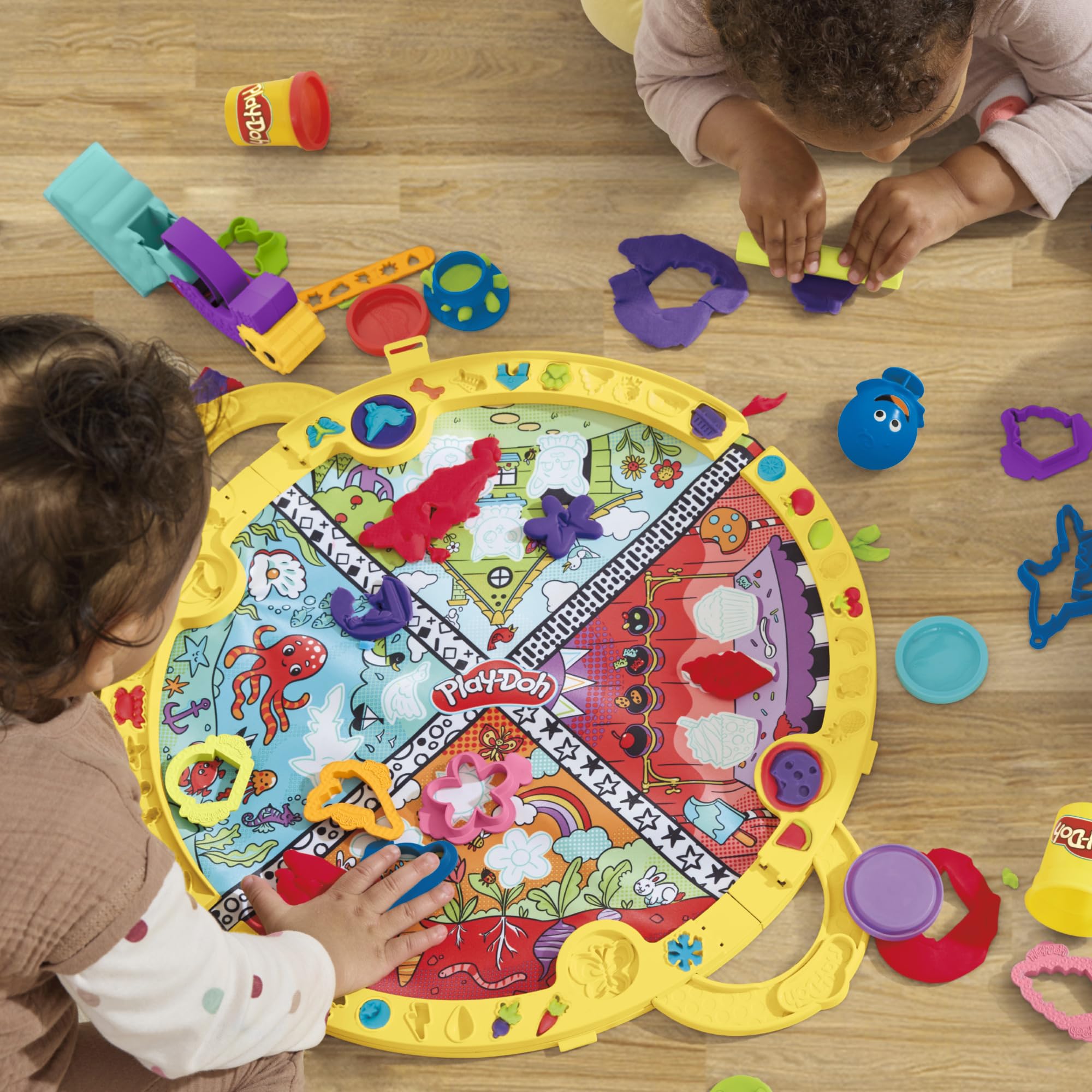Play-Doh Fold and Go Playmat Starter Playset - Includes 19 Tools & 4 Cans of Compound, Ages 3+ 5
