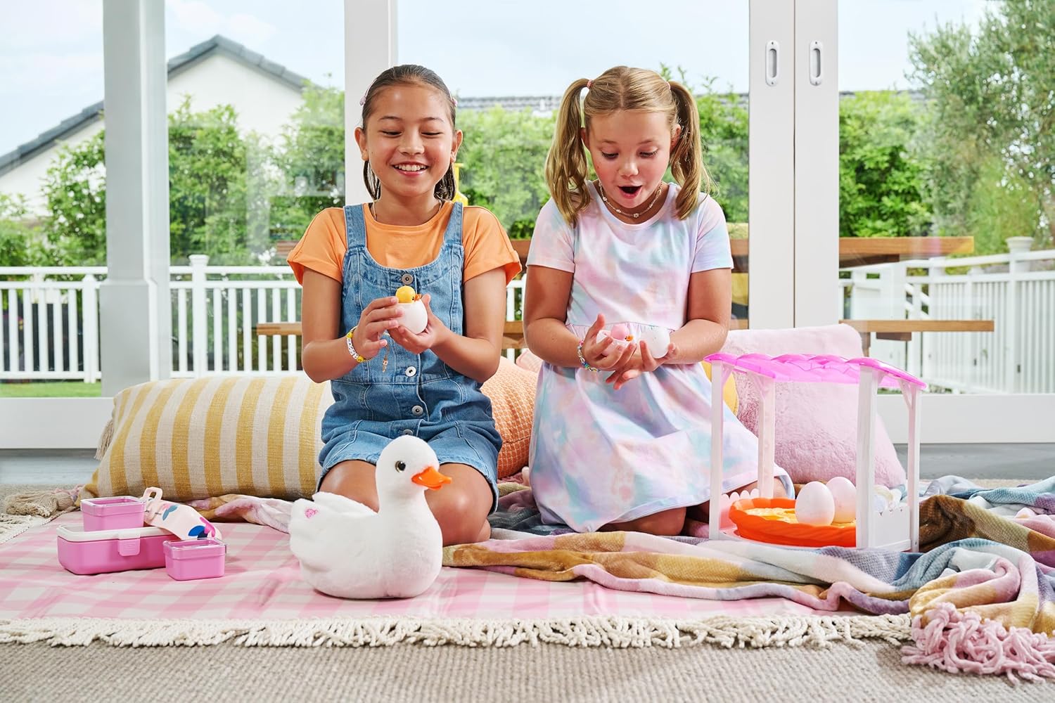 Pets Alive Mama & Baby Surprise - Electronic Duck Playset with Sounds & Waddling Motion 7