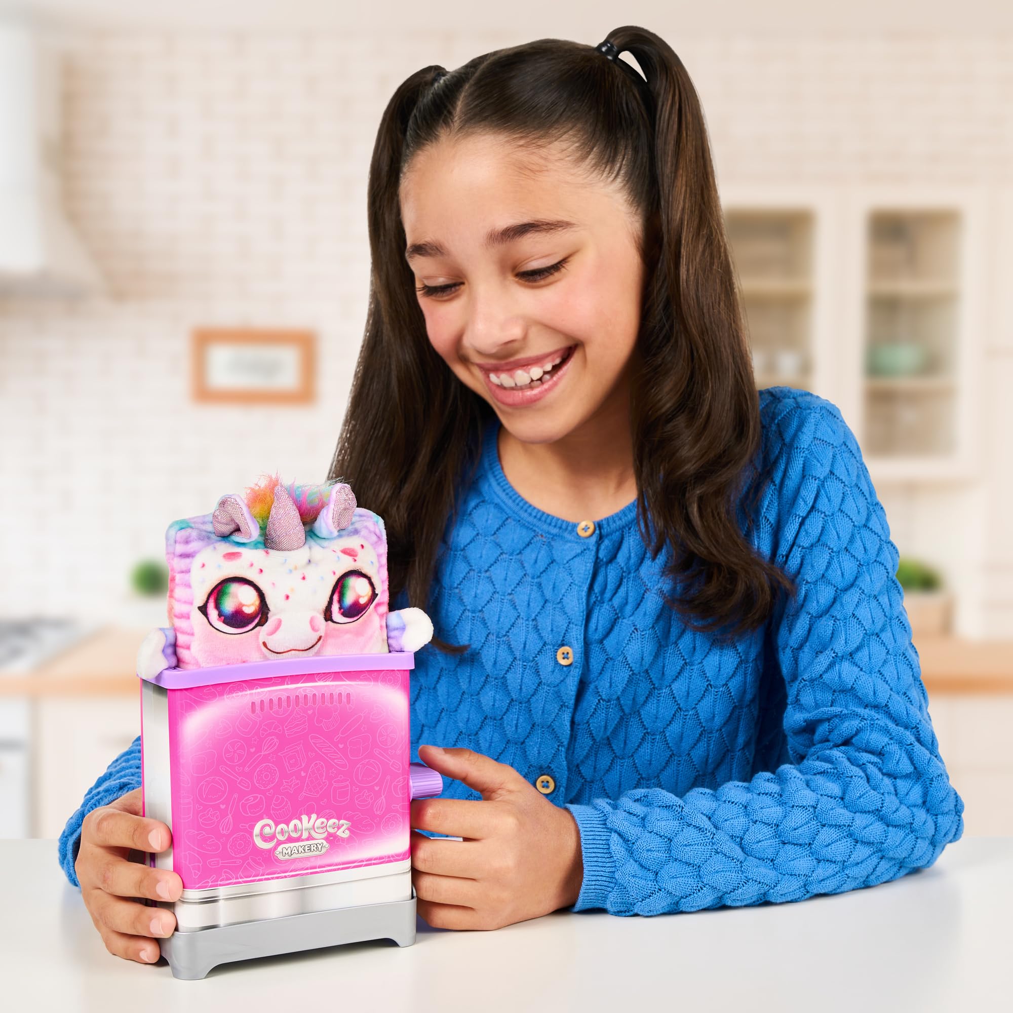 COOKEEZ MAKERY Toasty Treatz Toaster Twin Pack | Squishy Scented Plush Pet | Ages 5+ 3