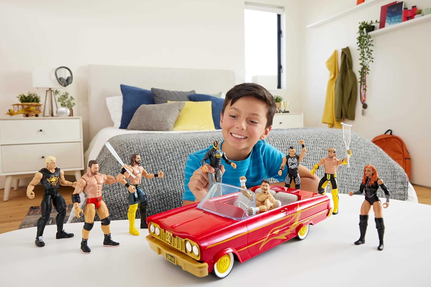 WWE Lucha Low Rider Vehicle with Rey Mysterio Action Figure - Mattel HYT25 Playset 6