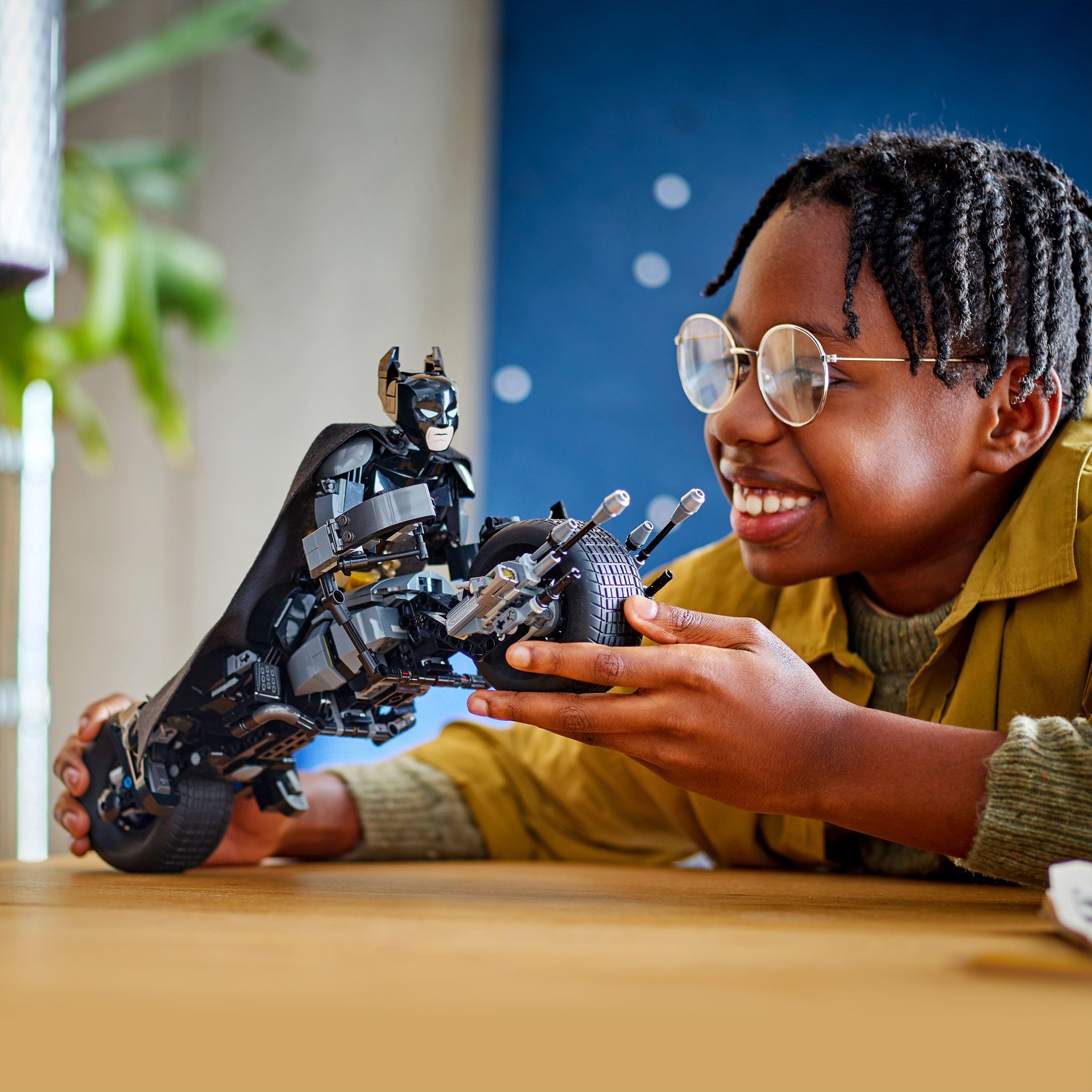 LEGO DC Batman Construction Figure & Bat-Pod Bike Set - Buildable Action Figure for Ages 12+ 15