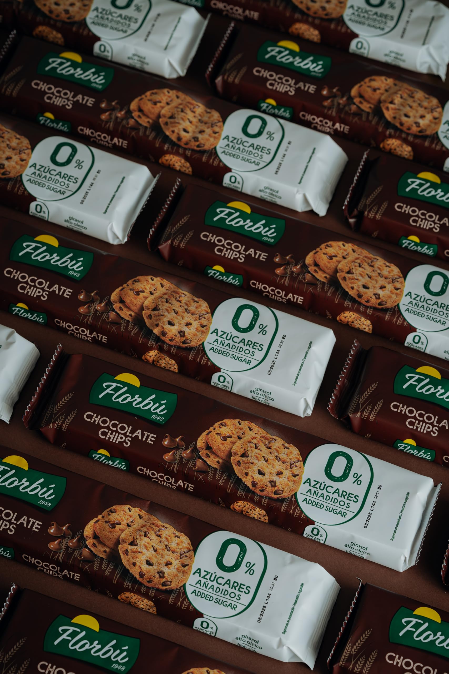 Florbu Chocolate Chip Cookies 0% - No Added Sugar Biscuits | Classic Crunch 4