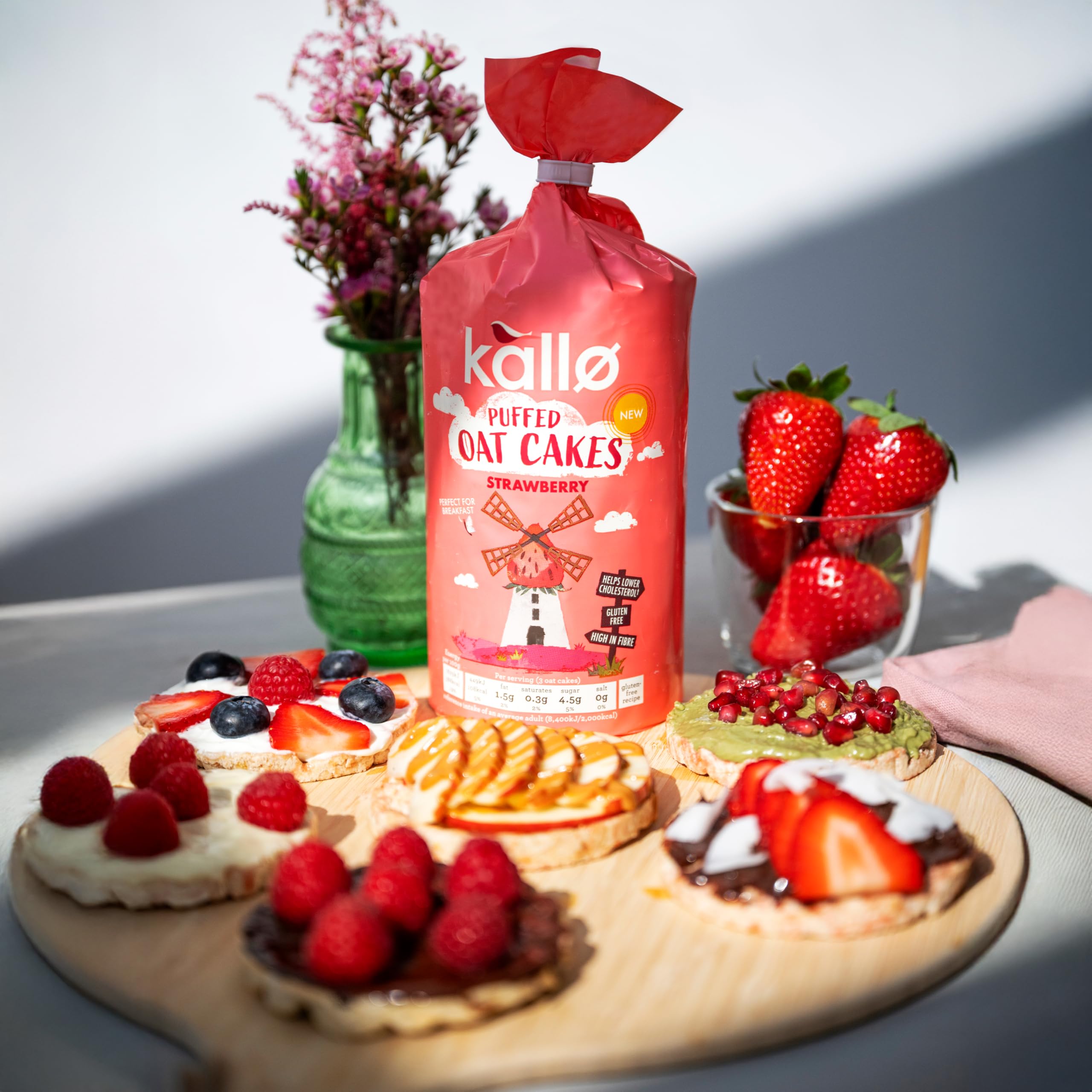 Kallo Strawberry Puffed Oat Cakes - Gluten-Free, High Fibre, Cholesterol Lowering | 122g Pack 7