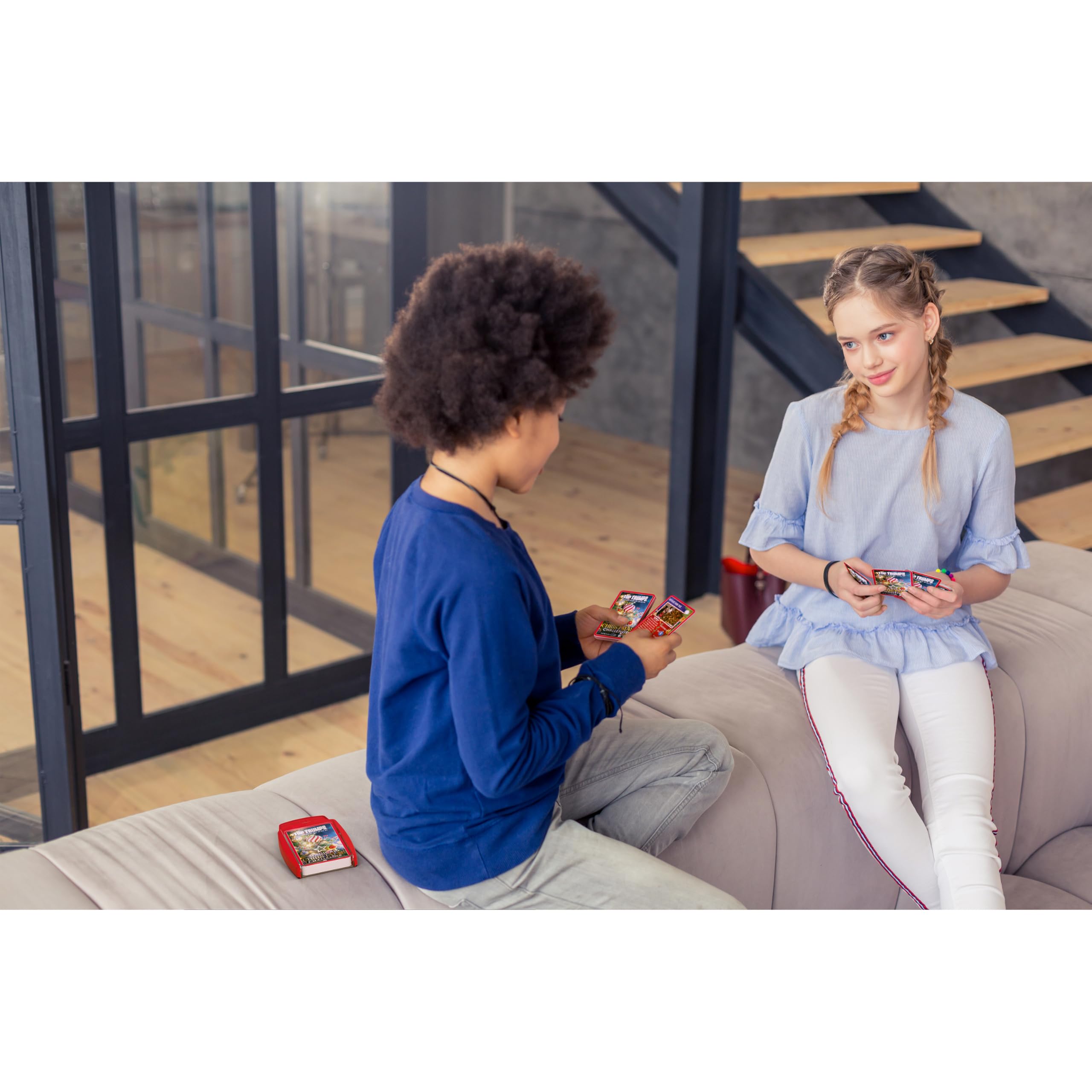 Top Trumps Magical Christmas Challenge Card Game 5