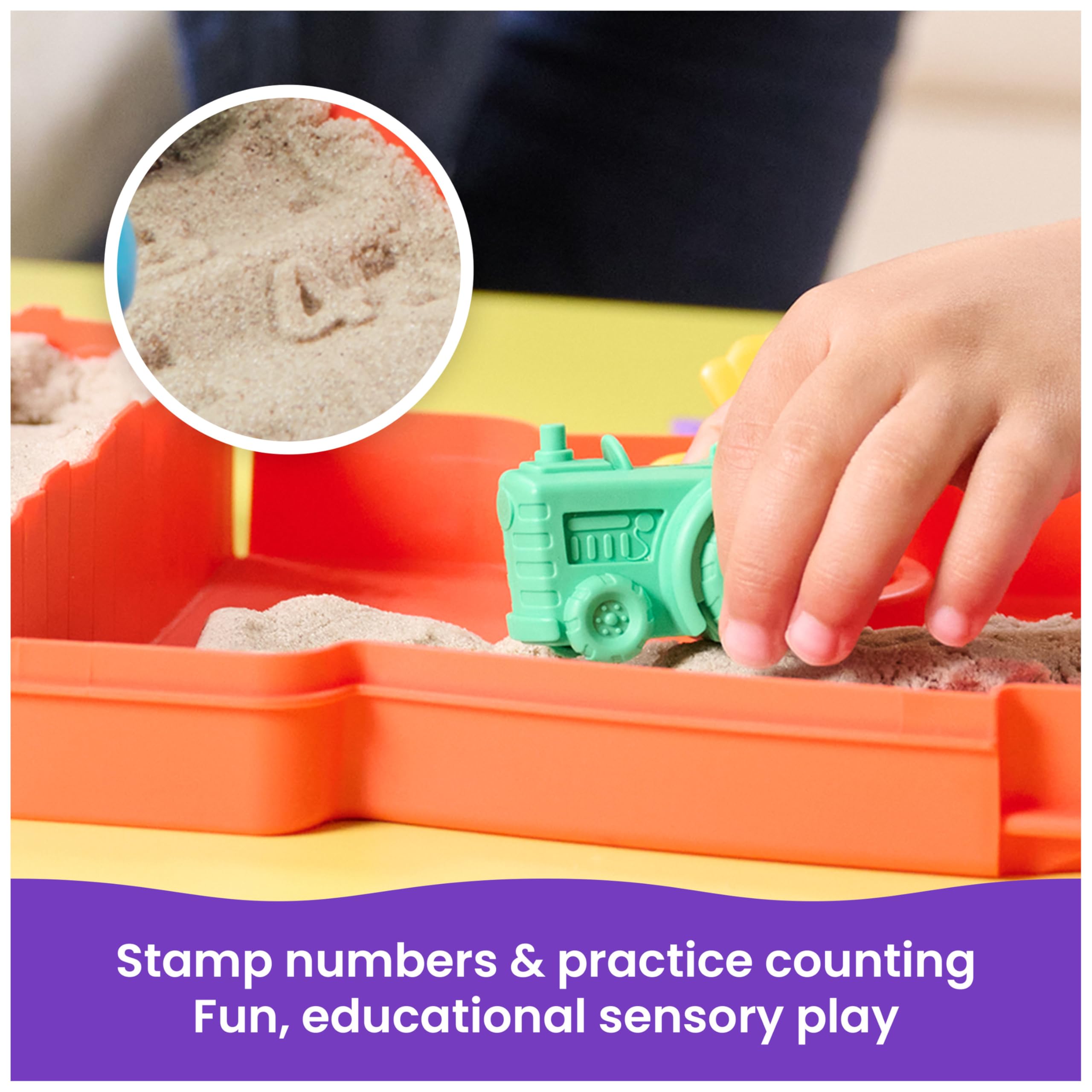 Kinetic Sand Sandy Farm Set with 340g Play Sand, 6 Tools and Moulds, Reusable Barn Storage Case 5