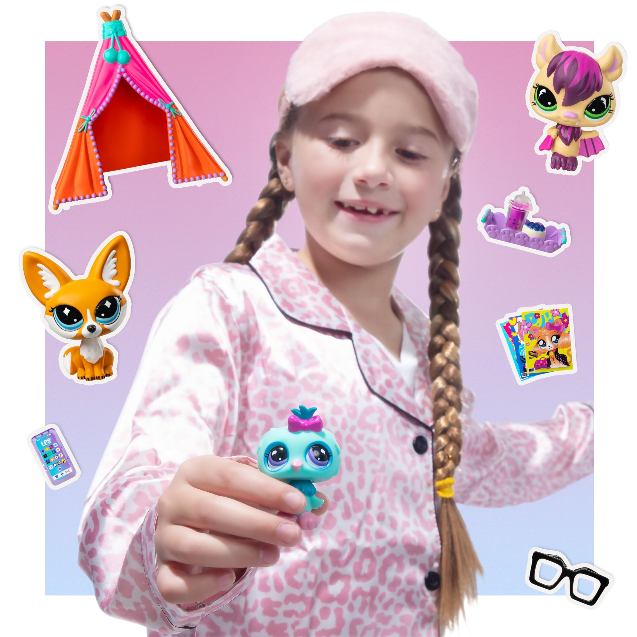 Littlest Pet Shop Slumber Squad Play Pack with 3 Bobblehead Pets & 6 Accessories 3