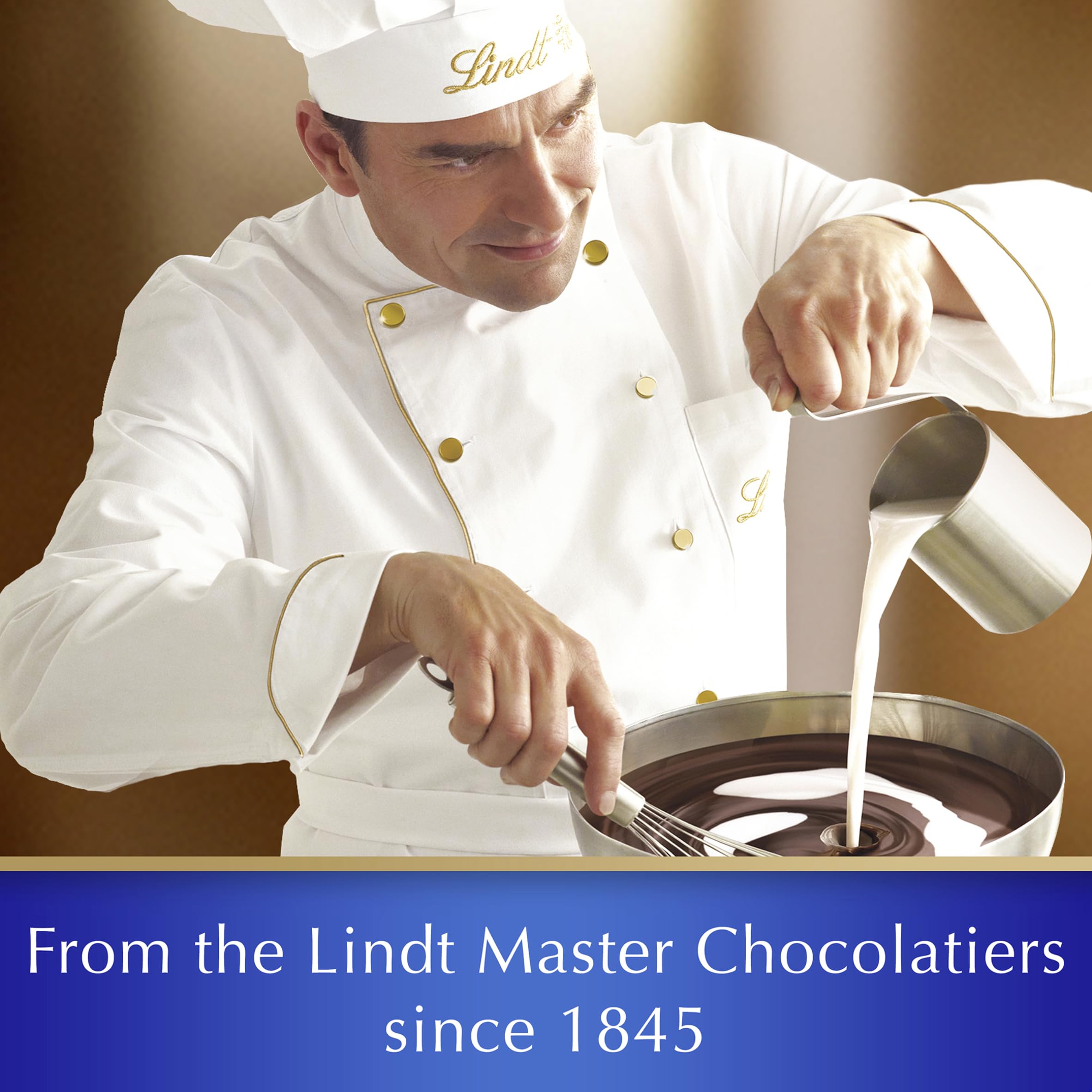 Lindt - Classic Recipe Crispy Milk Chocolate Bar 100g 6