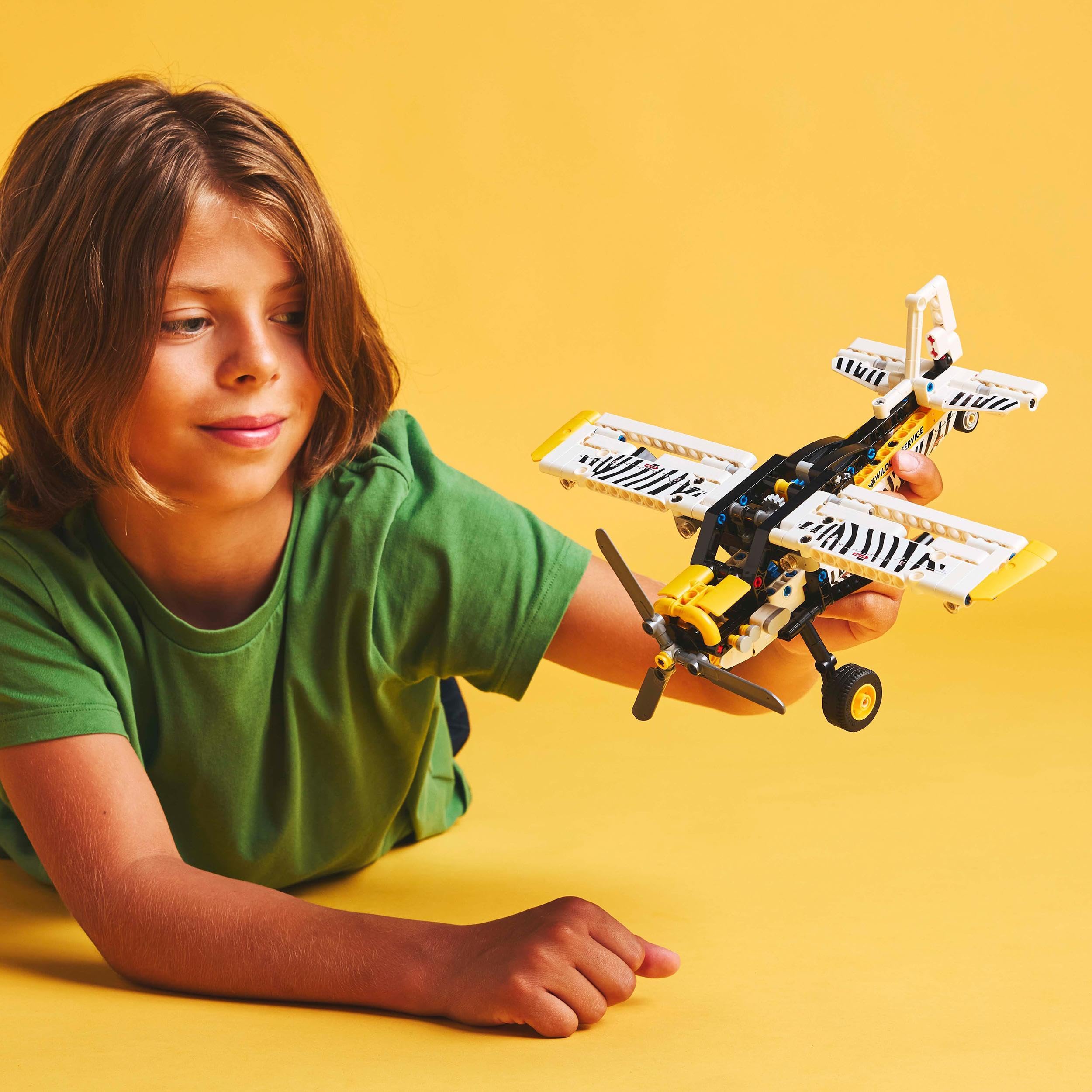 LEGO Technic Bush Plane Toy - 333-Piece Building Set with Spinning Propeller for 8+ Year Olds 6