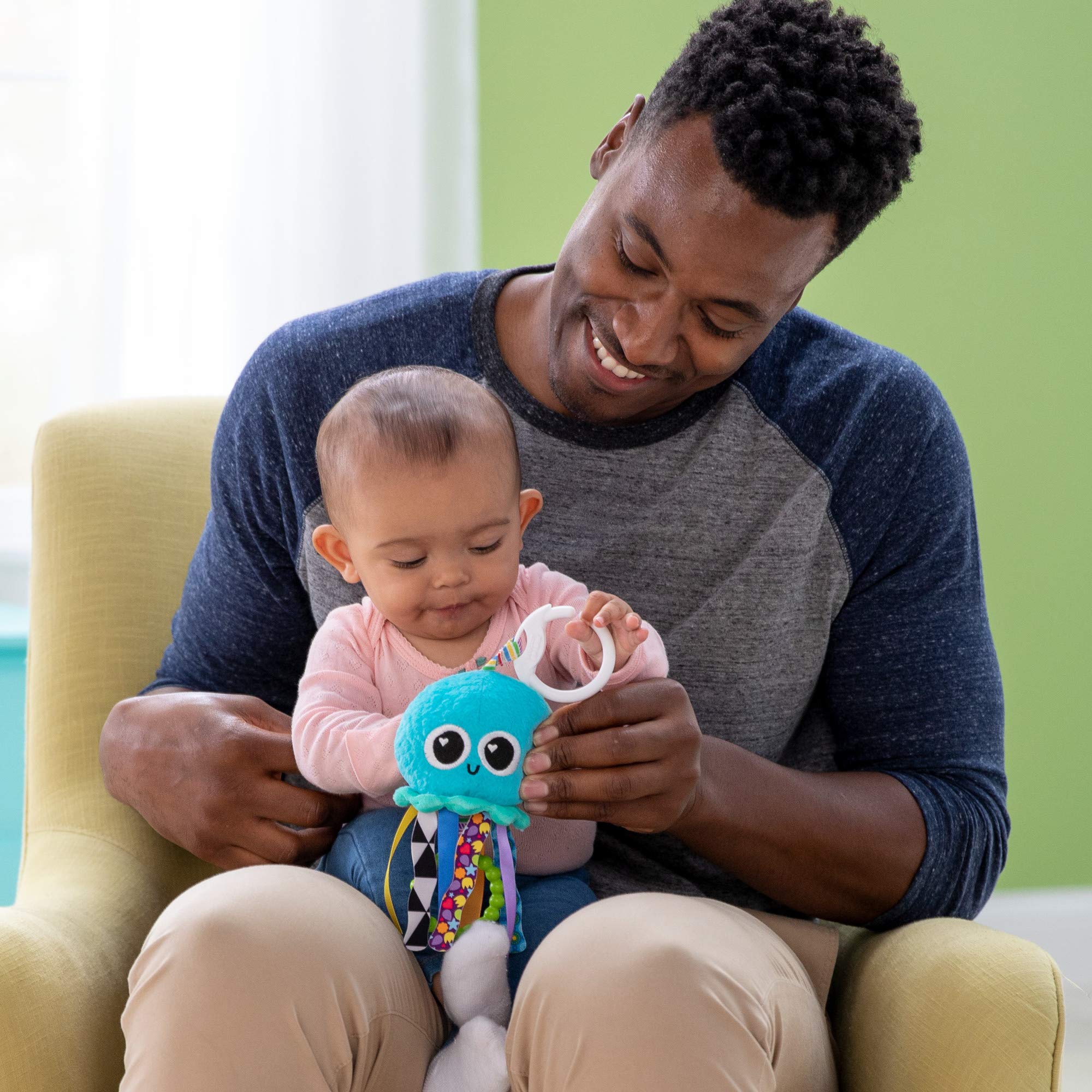 LAMAZE Mini Clip & Go Sprinkles The Jellyfish Pushchair Toy | Sensory & Teething Aid | Suitable from Birth 4