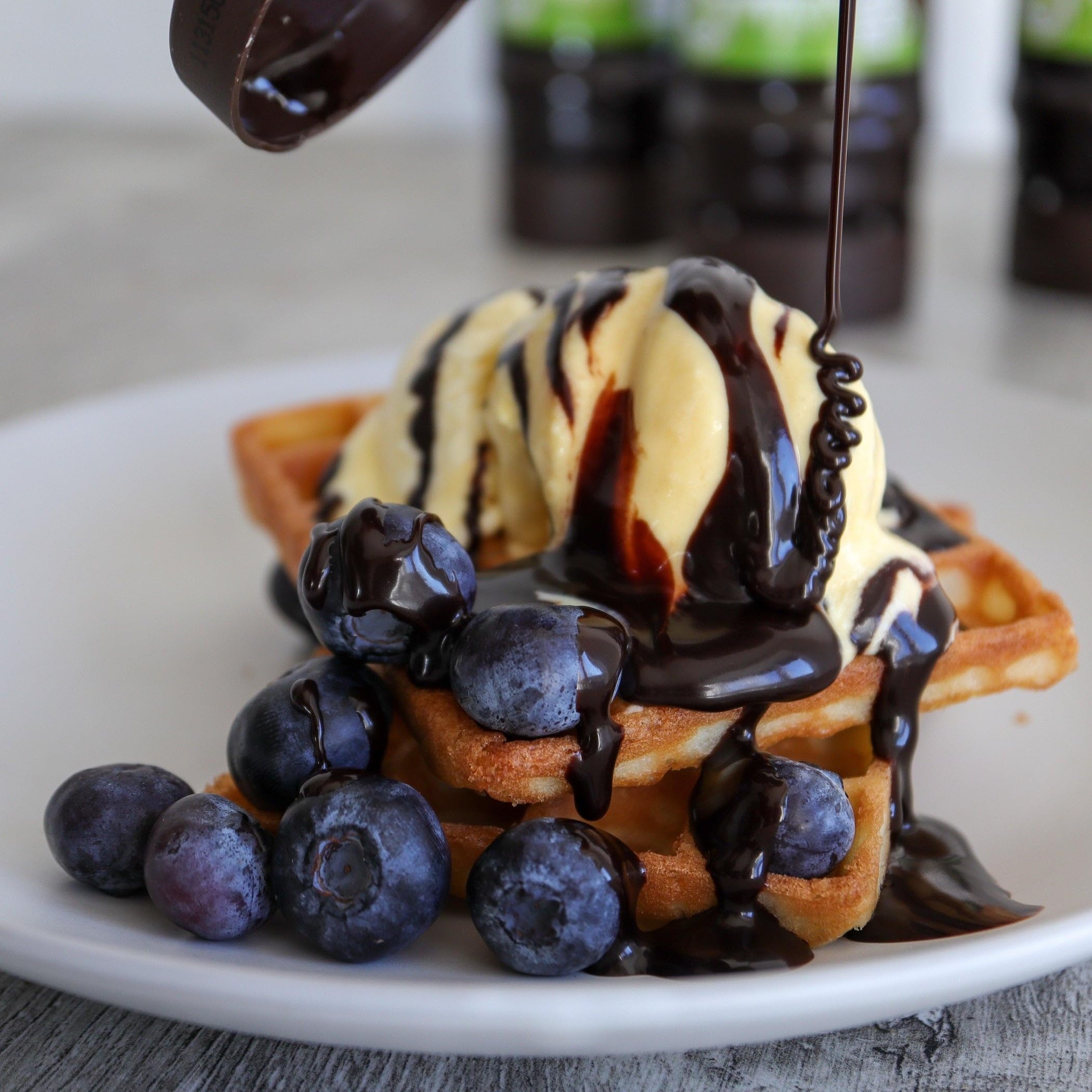 Sweet Freedom Choc Shot Brownie Sauce - Refined Sugar Free, Fat Free, High Fibre | 320g 2