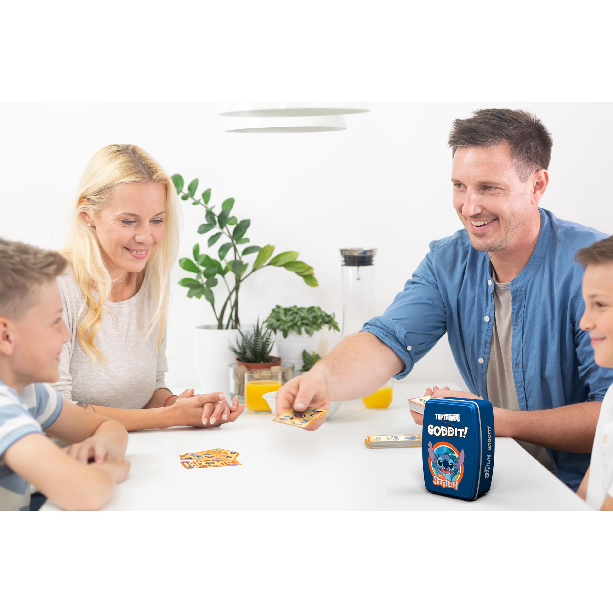 Top Trumps Stitch Goddit! Card Game for Kids and Adults Family Game Travel 6