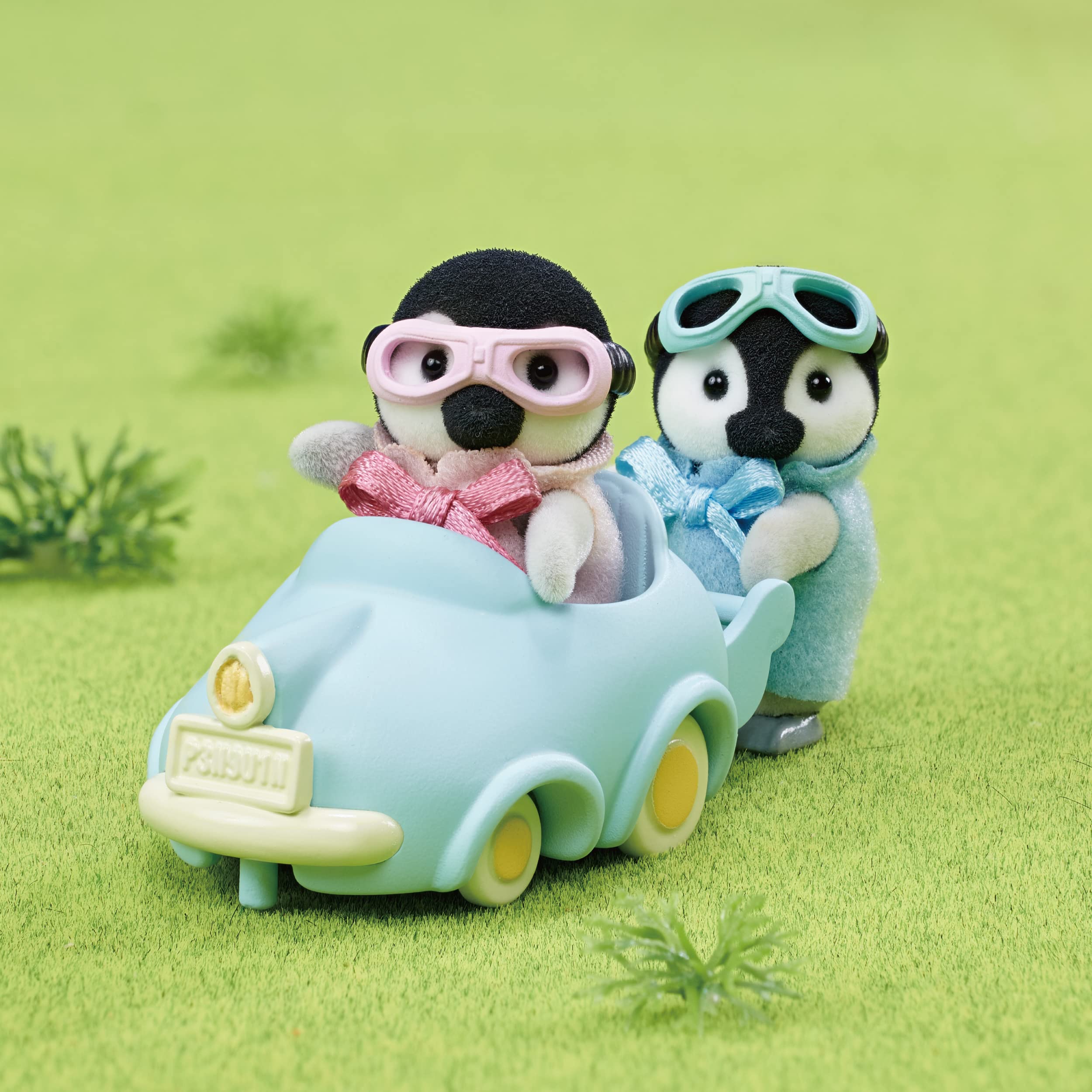 EPOCH Sylvanian Families Penguin Babies Ride ‘n Play Playset | Ages 3+ | Multicolor Plastic 4