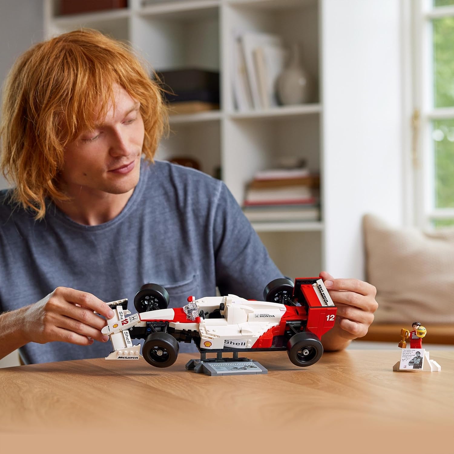 LEGO Icons McLaren MP4/4 & Ayrton Senna - F1 Model Car Building Set for Adults 5