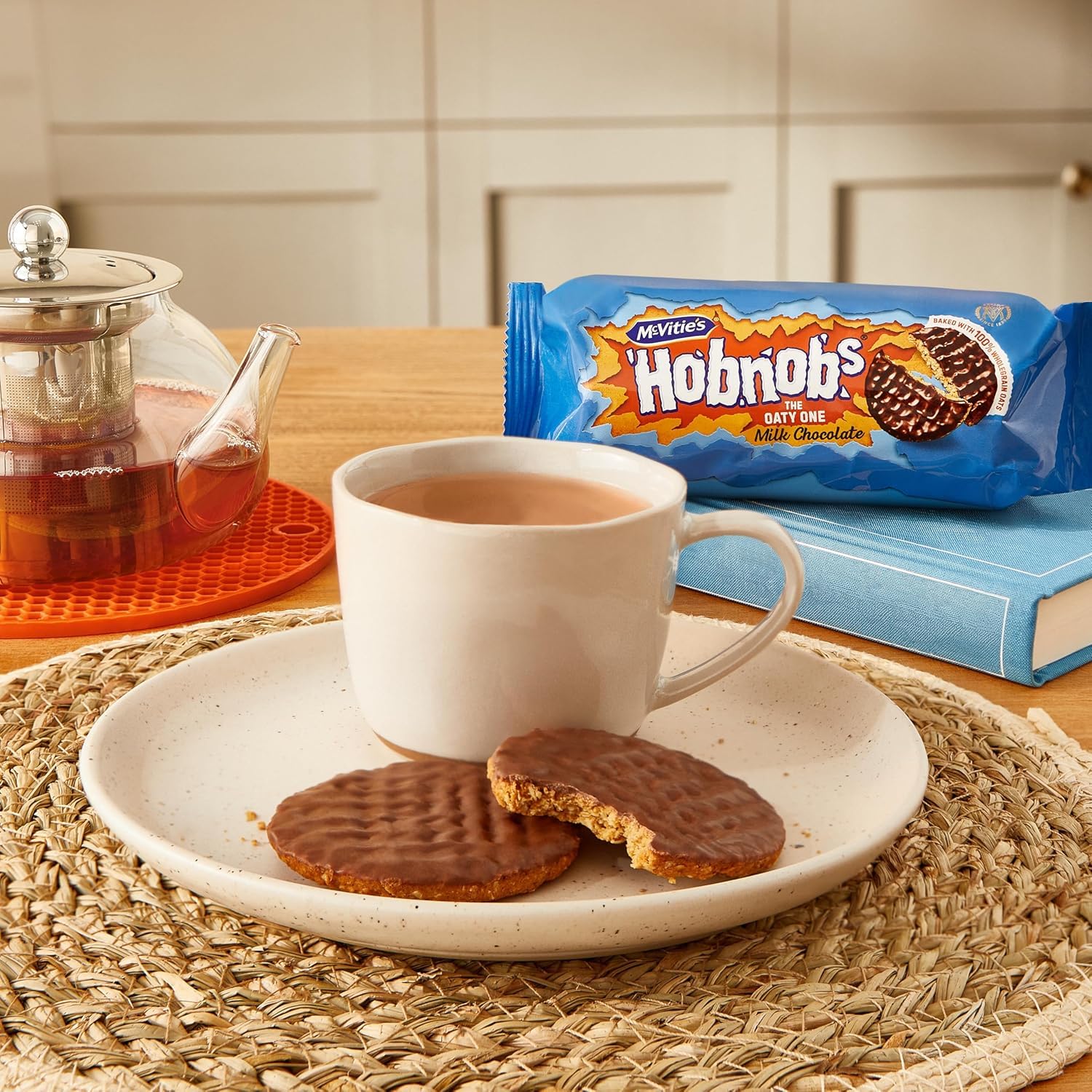 McVitie's Hobnobs Milk Chocolate Biscuits - Crunchy Oat Base | 431g Pack 4