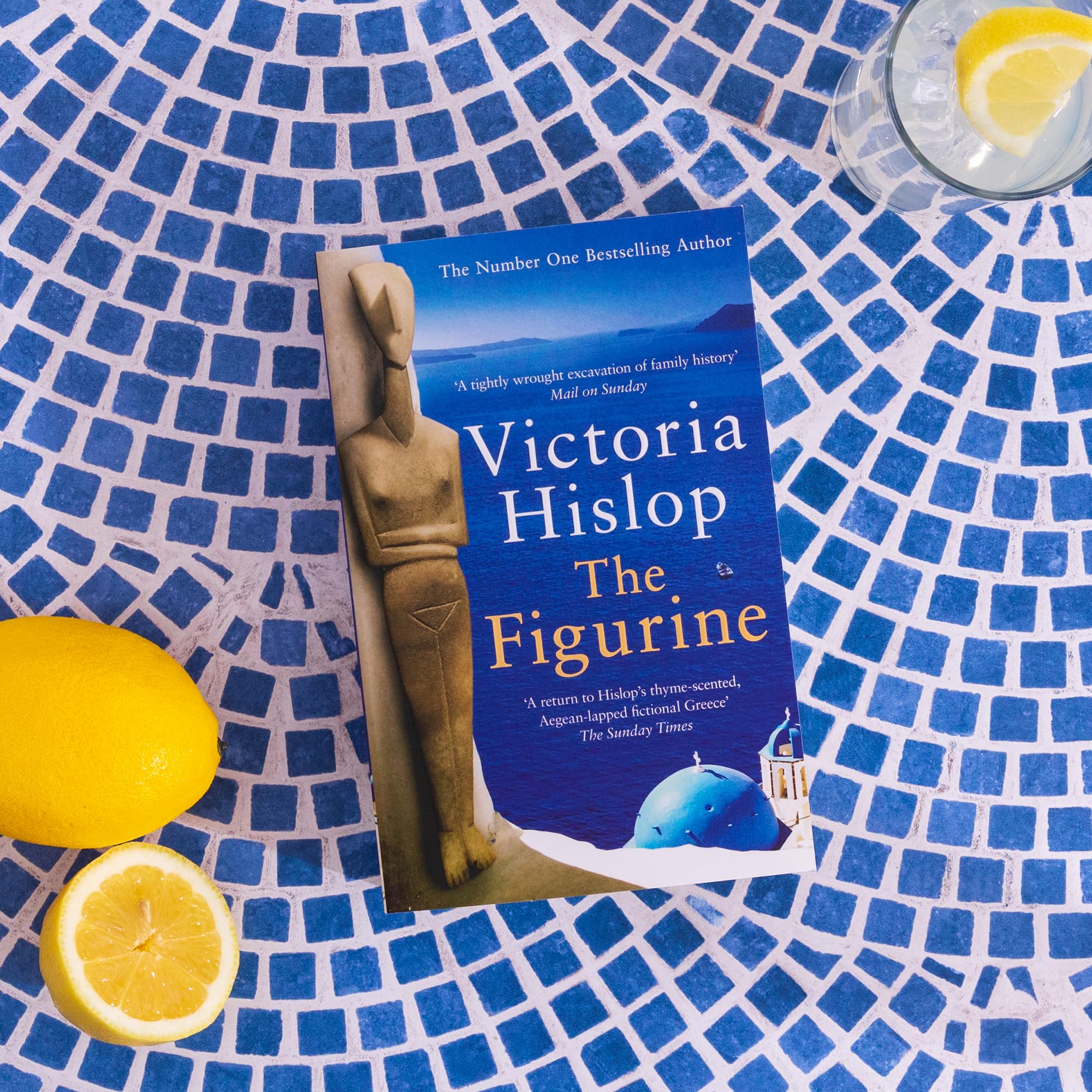 Victoria Hislop The Figurine - 20th Century Historical Romance Novel | Paperback | 544 Pages
