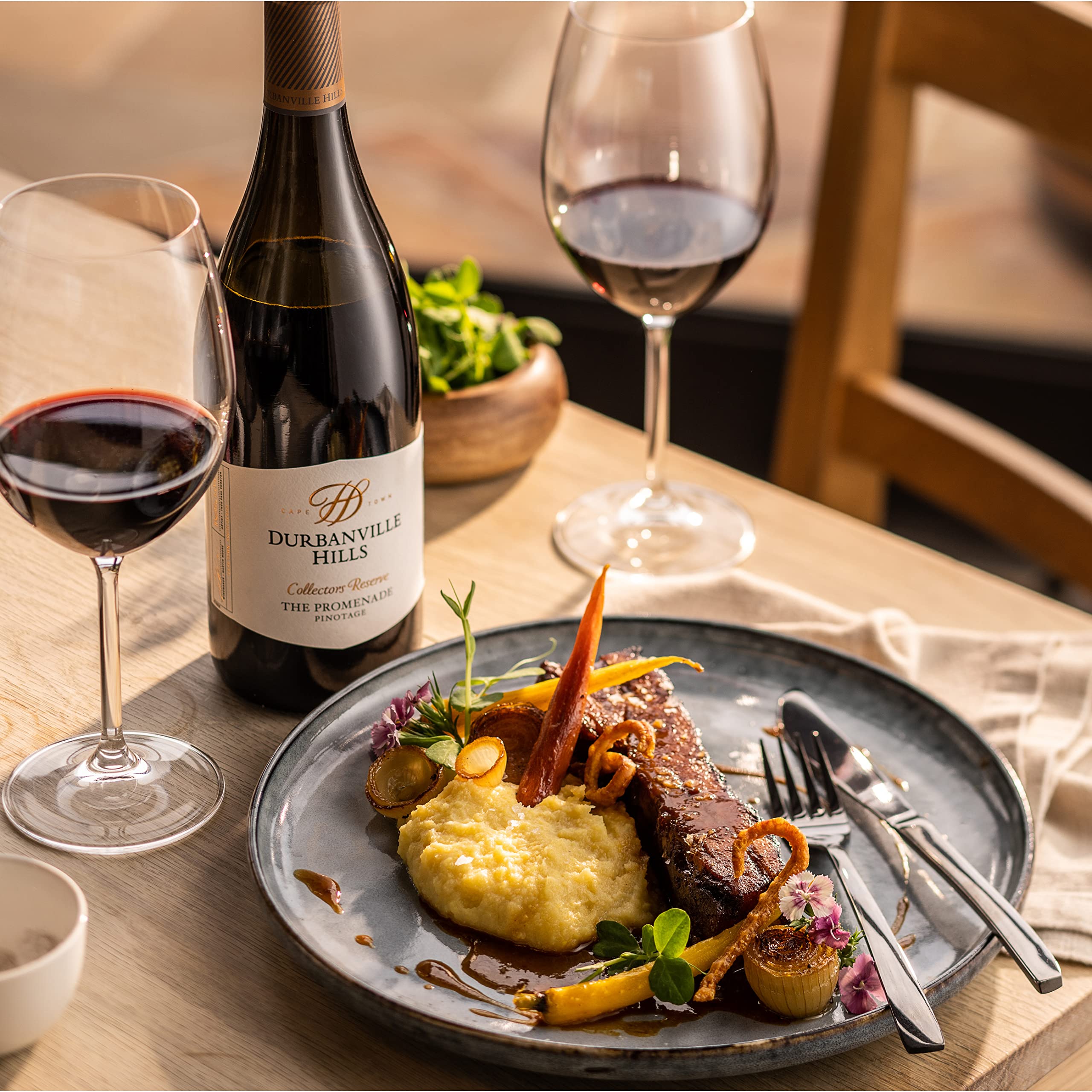 Durbanville Hills Collectors Reserve The Promenade Pinotage, 75cl 5