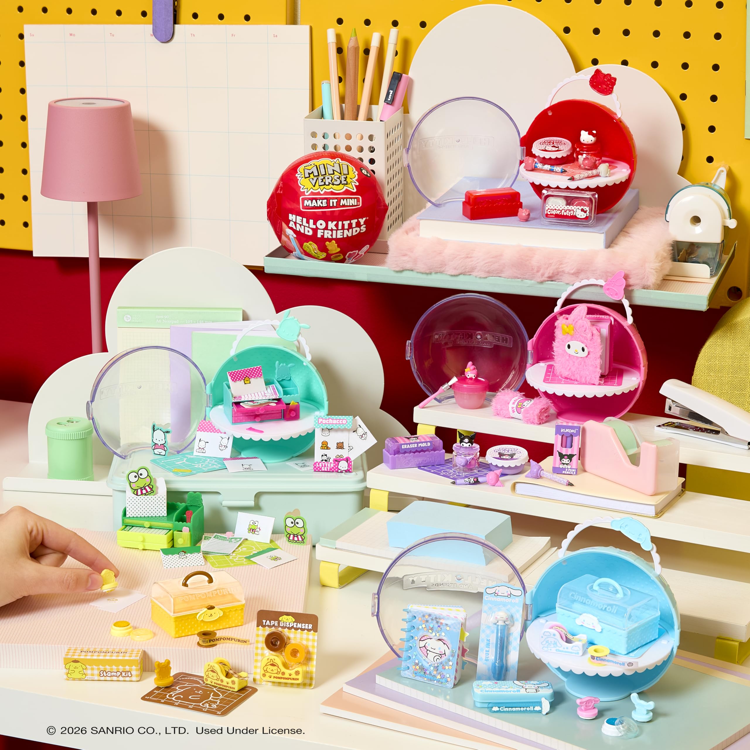 MGA's Miniverse Make It Mini Hello Kitty and Friends Series 3 - Mini Collectible Stationery Set 7