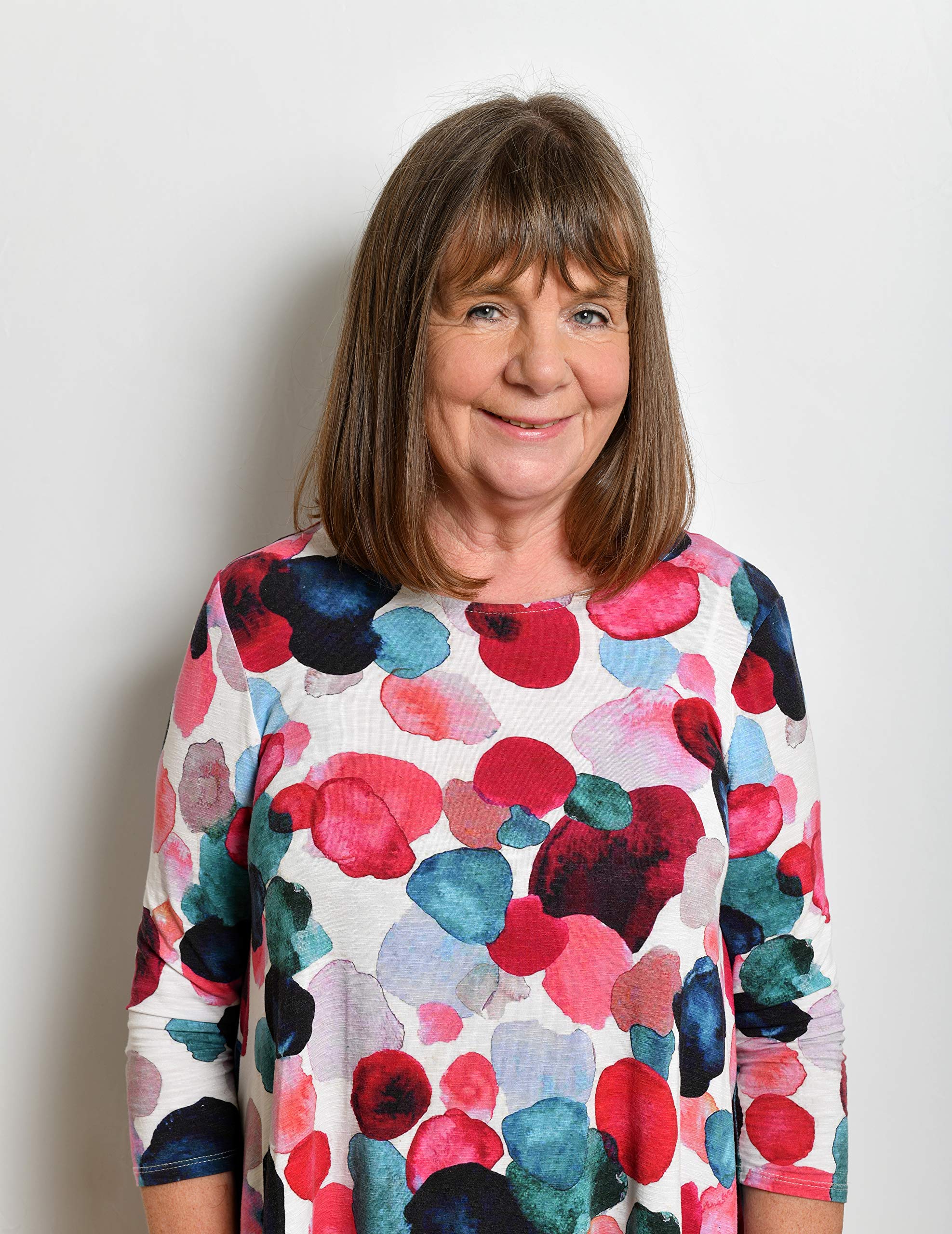 MACMILLAN Sharing a Shell: Stories in Verse by Julia Donaldson | Paperback