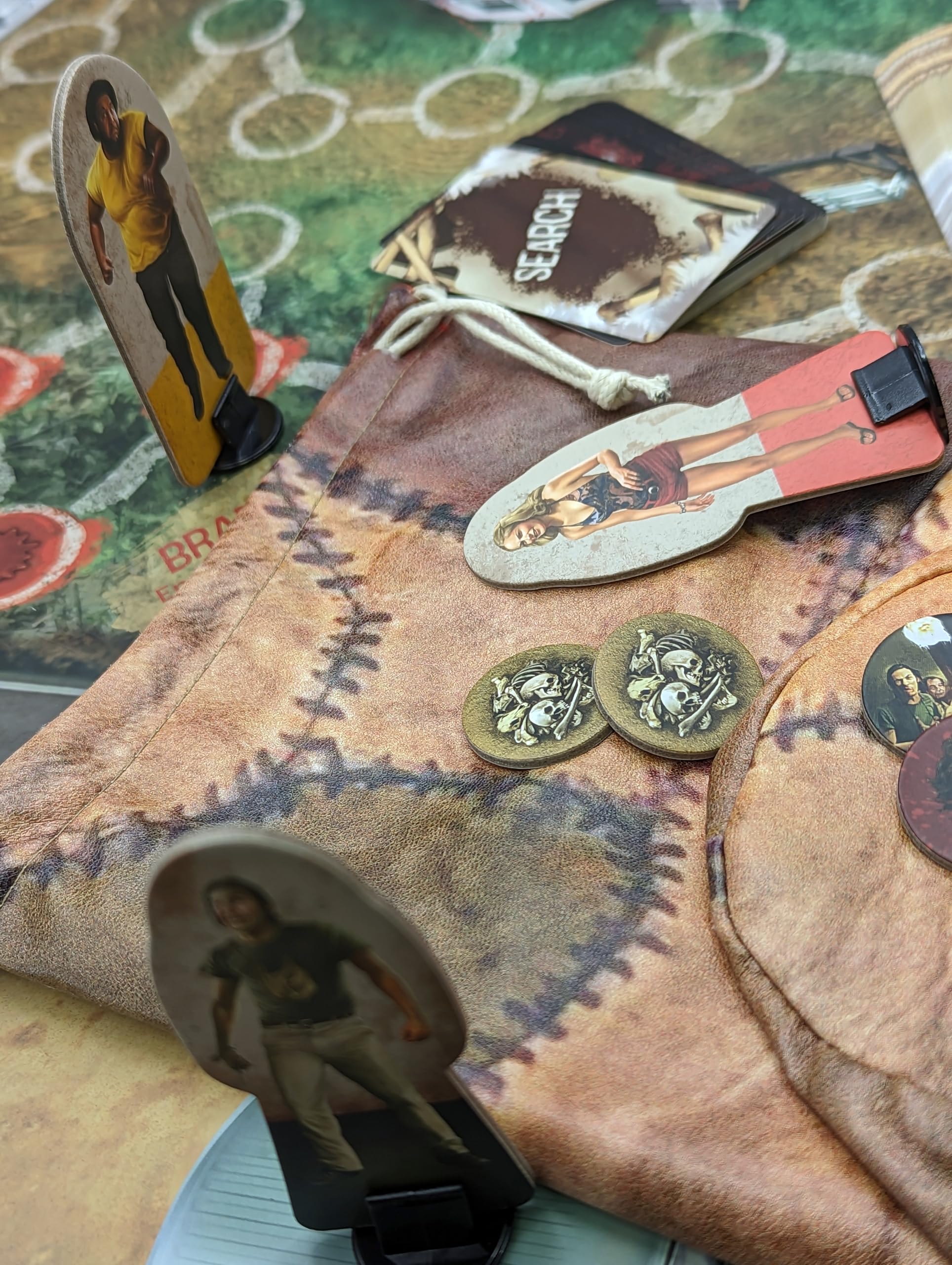 The Texas Chainsaw Massacre: Standard Edition Board Game | 1-4 Players | Ages 14+ 3