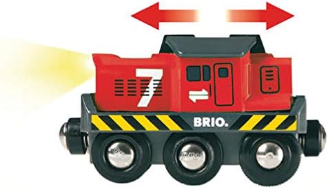 BRIO World Deluxe Cargo Train Set - Interactive Wooden Railway for Kids Age 3+ (33097)