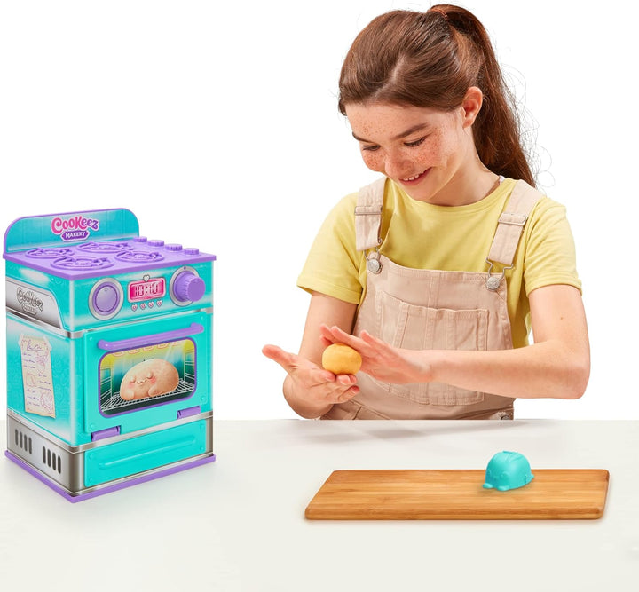 Cookeez Bread Oven Playset - Interactive Plush Baking Toy for Ages 5-12 (23501)