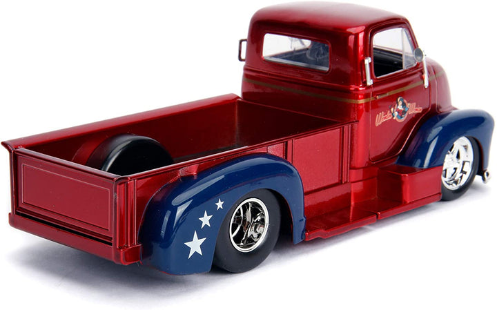 Jada Toys 253255010 DC Bombshells 1952 Chevy COE Pickup Car Toy Car from Diecast, Doors, Boot & Bonnet to Open, Includes Wonder Woman Figure, 1:24 Scale, Red/Blue