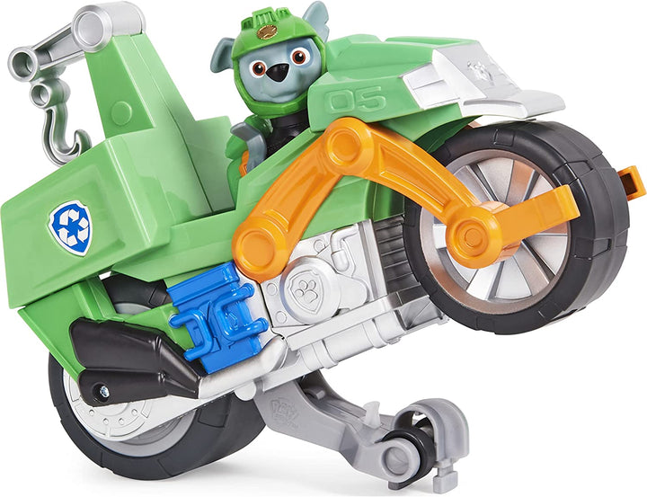 PAW Patrol Moto Pups Rocky's Deluxe-Rückziehmotorradfahrzeug mit Wheelie Fe