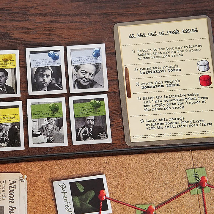 Capstone Games: Watergate – White Box Edition – Historisches Strategie-Brettspiel,