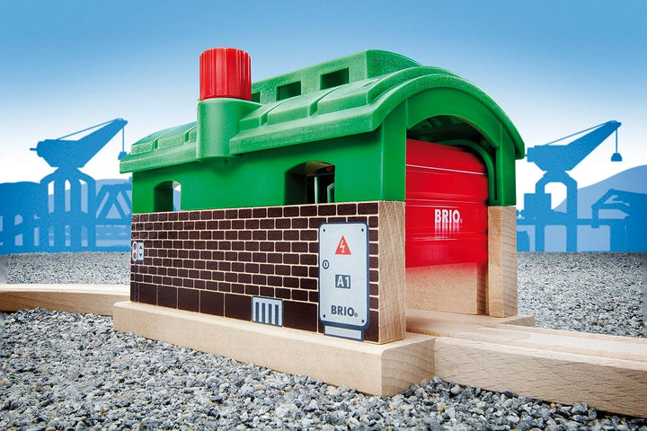 BRIO World – Eisenbahngarage für Kinder ab 3 Jahren – kompatibel mit allen BRIO-Eisenbahnsets und Zubehör